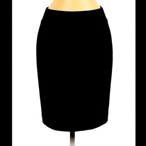 Halogen Pencil Skirt Size 2 (but fits like medium)